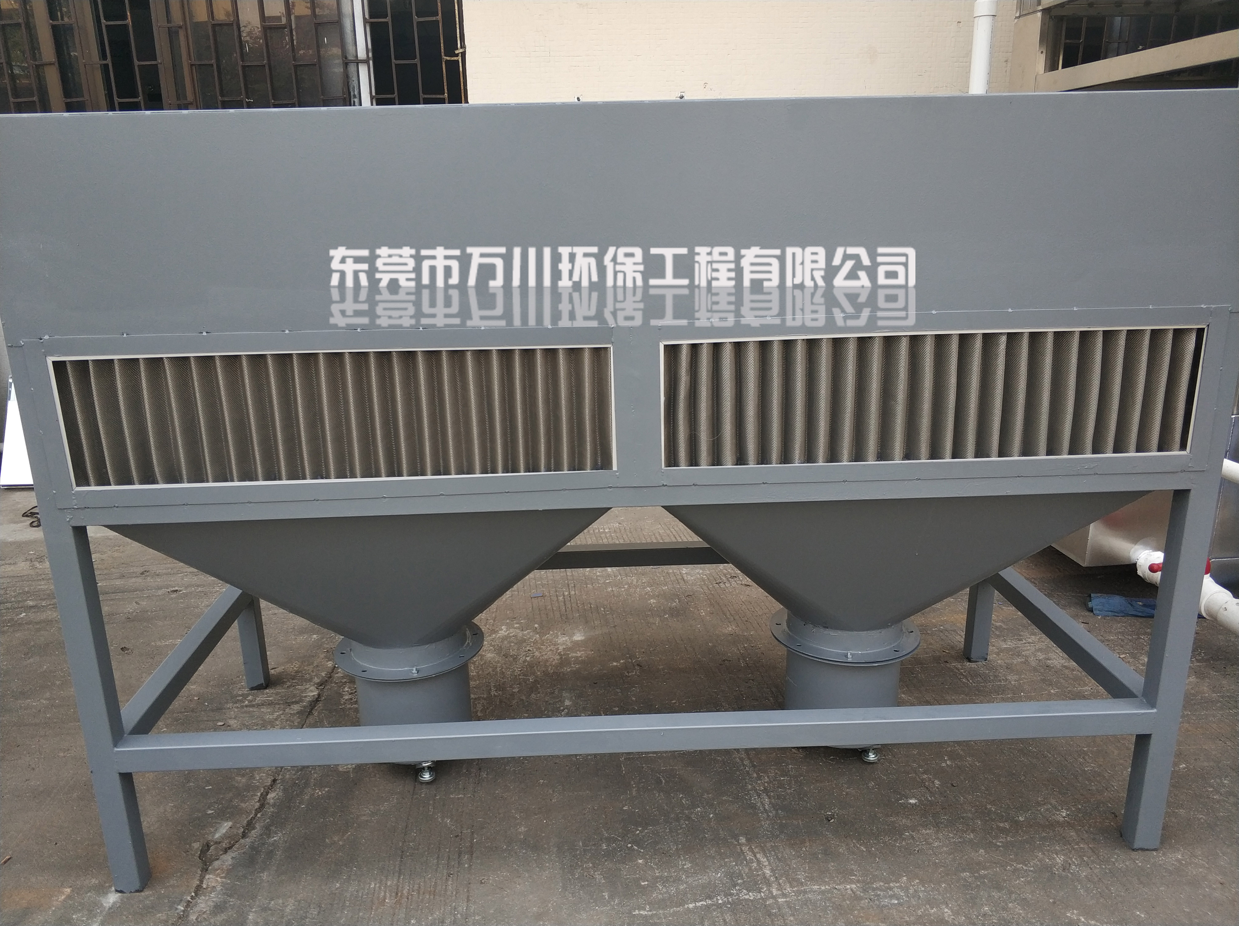五金廠(chǎng)切割工作臺